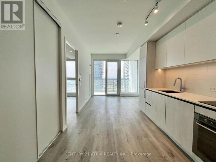 Property Photo: 7890 Jane Street 2103 ON L4K 0K9