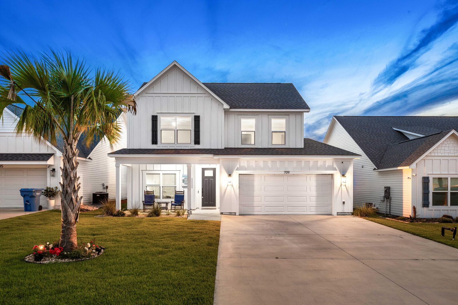 Property Photo: 709 Landing Circle FL 32413