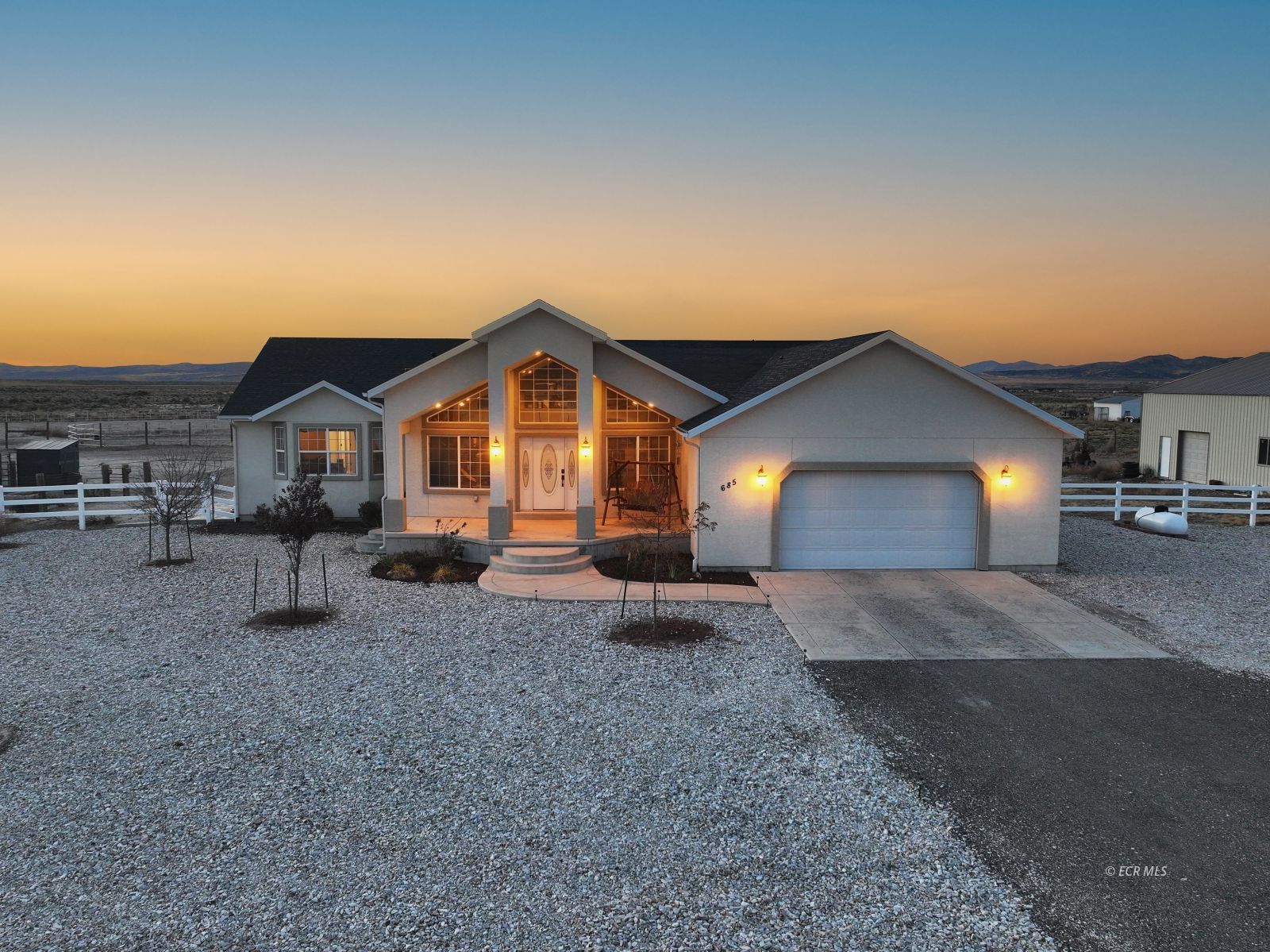 Property Photo: 685 Diamondback Drive NV 89815