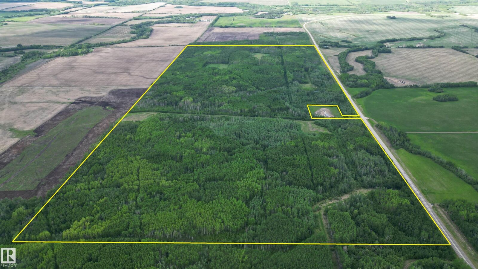 Photo de la propriété:  Rge Rd 163  AB T0H 0H0 