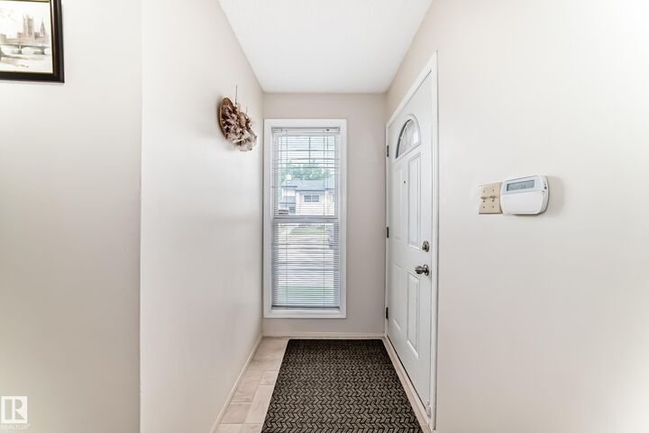 Property Photo: 6220 172 Street NW 15 AB T5T 3R4