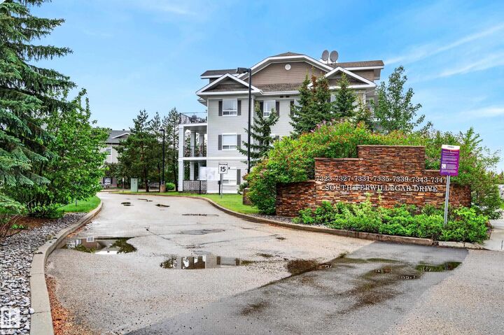 Photo de la propriété: 7343 South Terwillegar Drive NW 2402 AB T6R 0M2