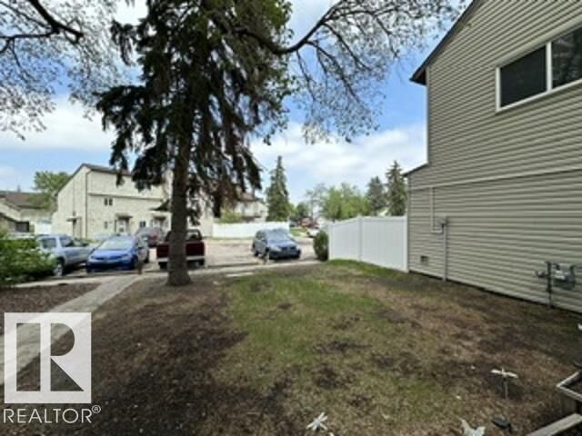 Property Photo: 12C Meadowlark Village NW AB T5R 5X3