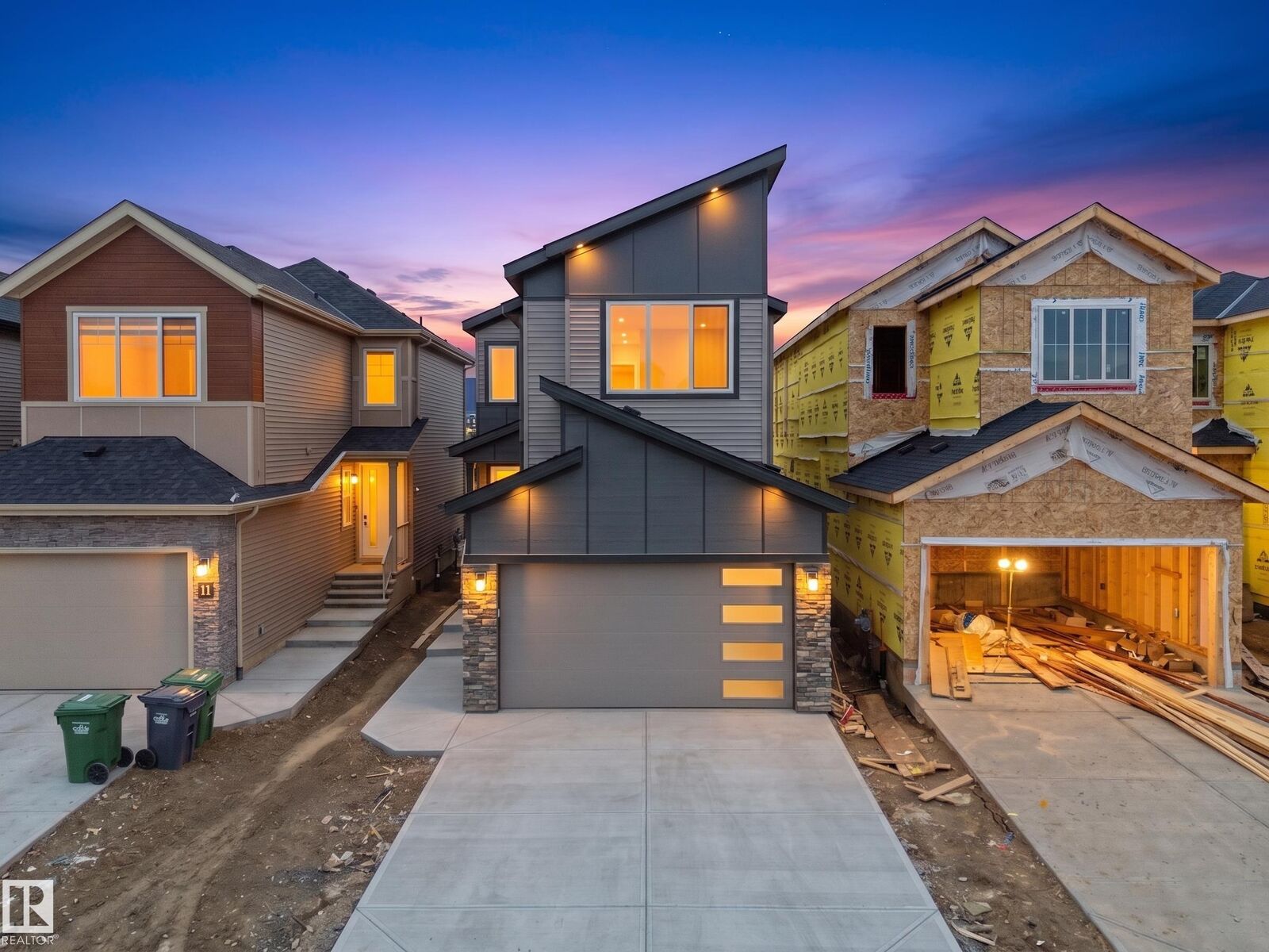 Photo de la propriété: 214 Crystal Creek Drive AB T9E 0X6