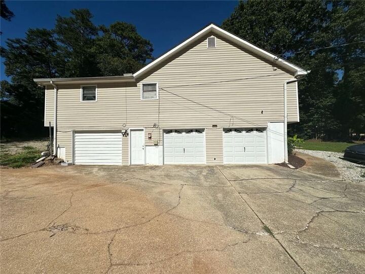 Property Photo:  756 Post Road Way  GA 30088 
