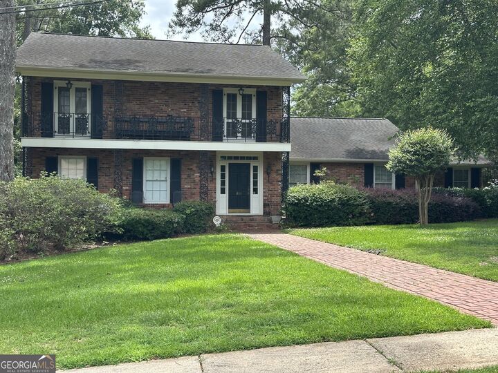 Property Photo:  810 Stewart Avenue  GA 30669 