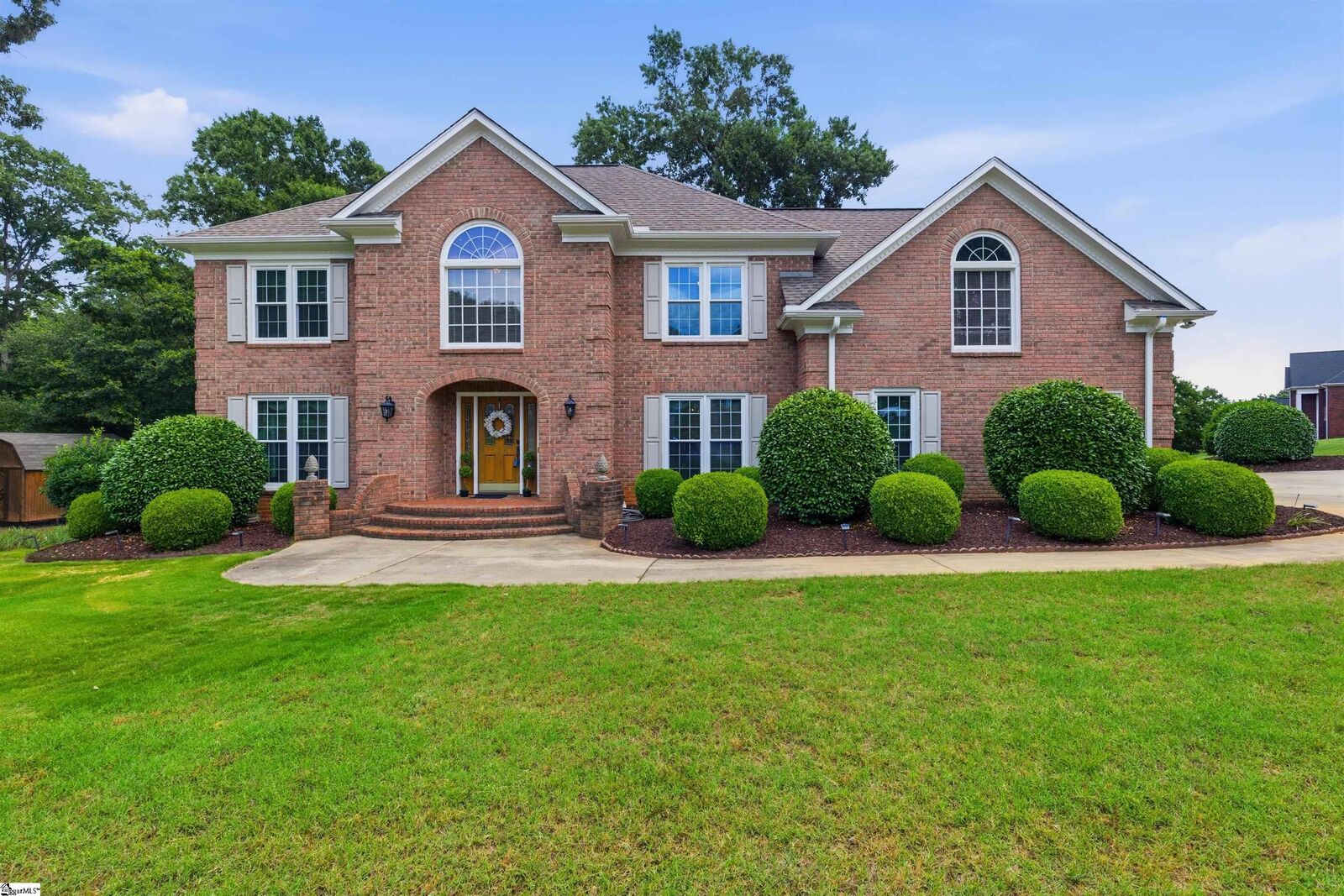 Property Photo: 110 W Killarney Lake SC 29369