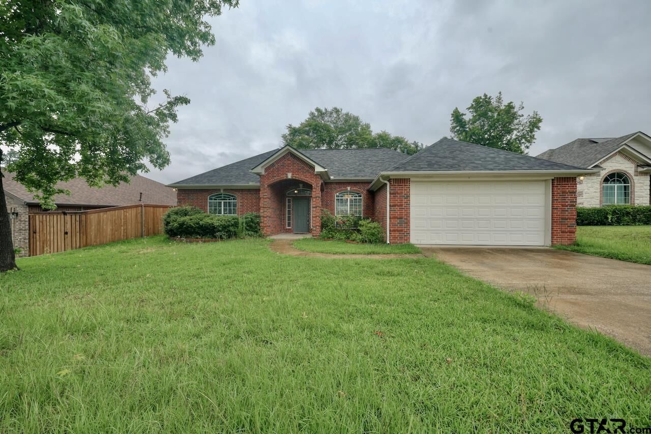 Property Photo:  2136 Haverhill Rd  TX 75707 
