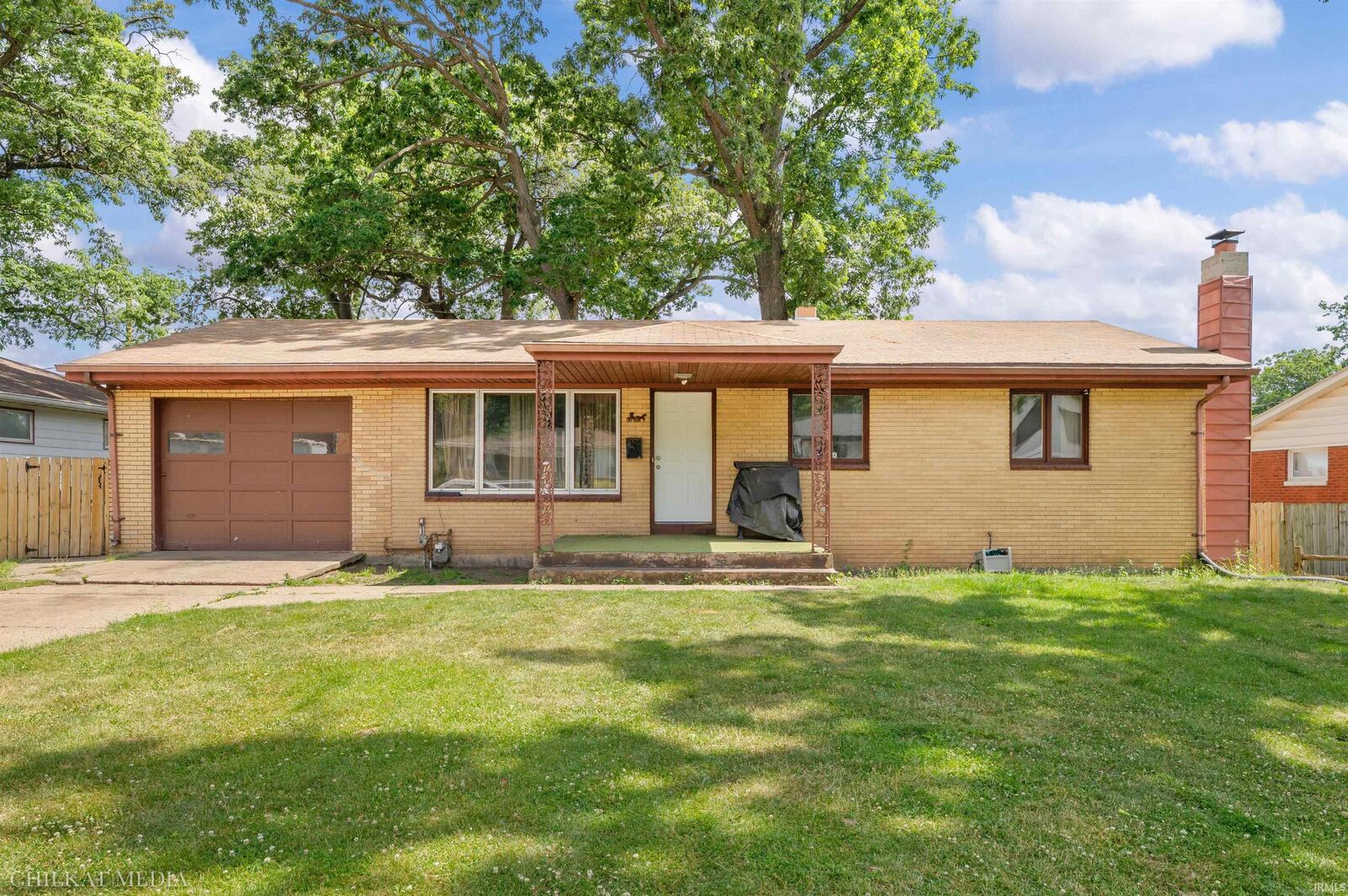 Property Photo: 3718 Surrey Lane IN 46628