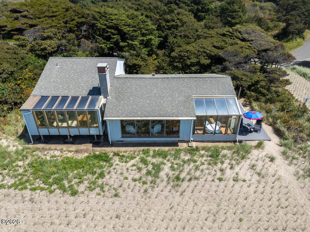 Property Photo: 243 Salishan Drive OR 97388