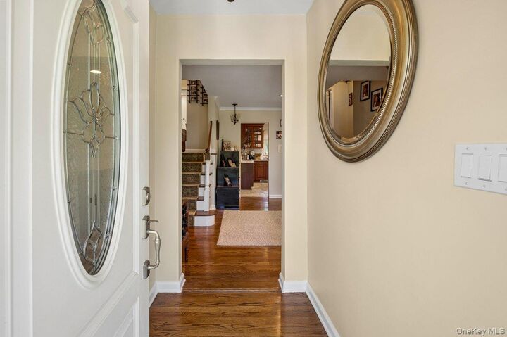 Property Photo:  3 Carolyn Place  NY 10708 