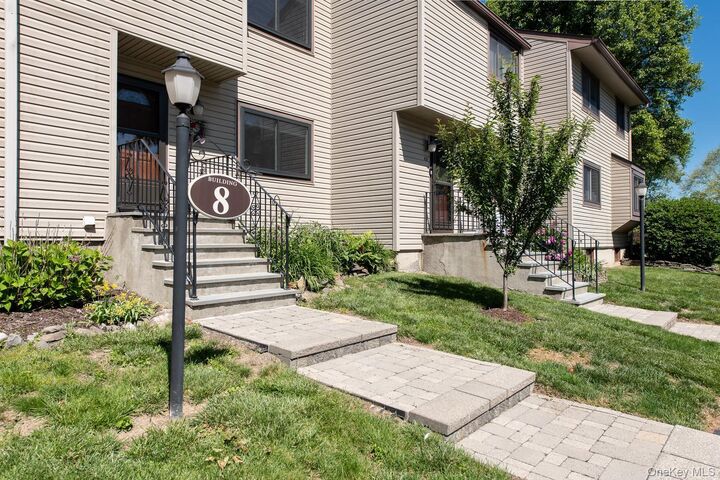 Property Photo: 8 Knightsbridge C NY 12603