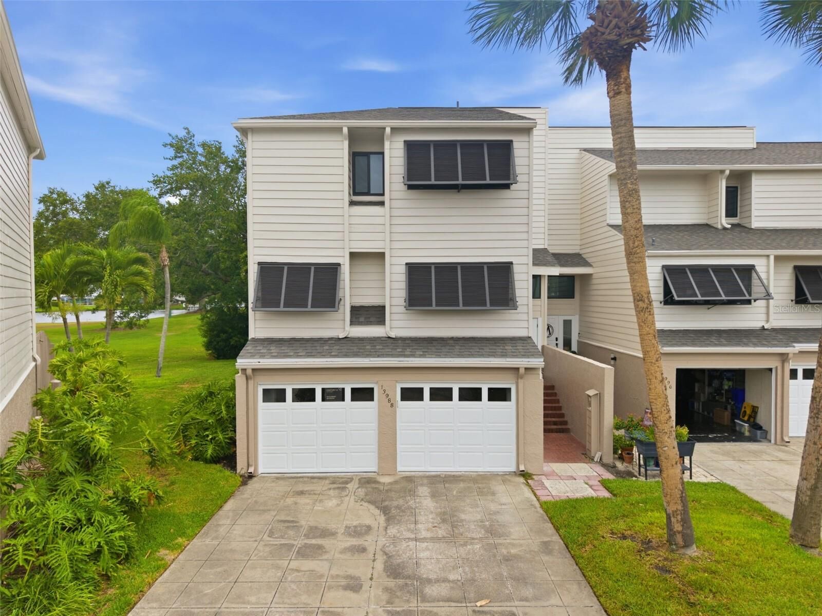Property Photo:  13988 Lake Point Drive  FL 33762 