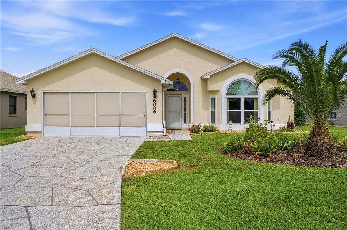 Property Photo:  6006 Crane Drive  FL 33809 