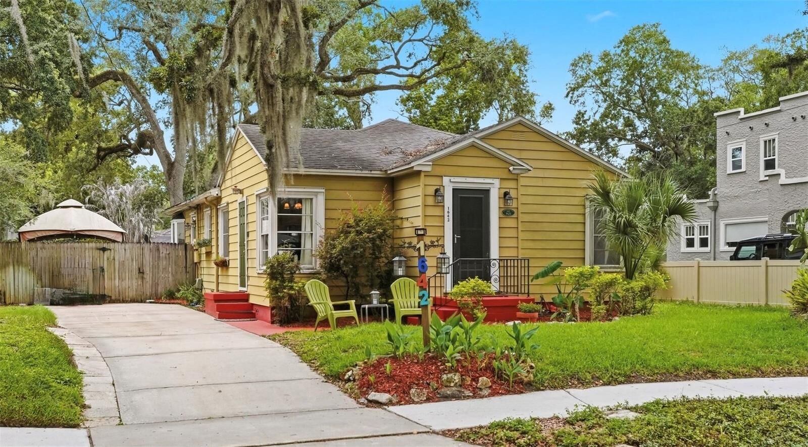 Property Photo:  1642 Hillcrest Street  FL 32803 