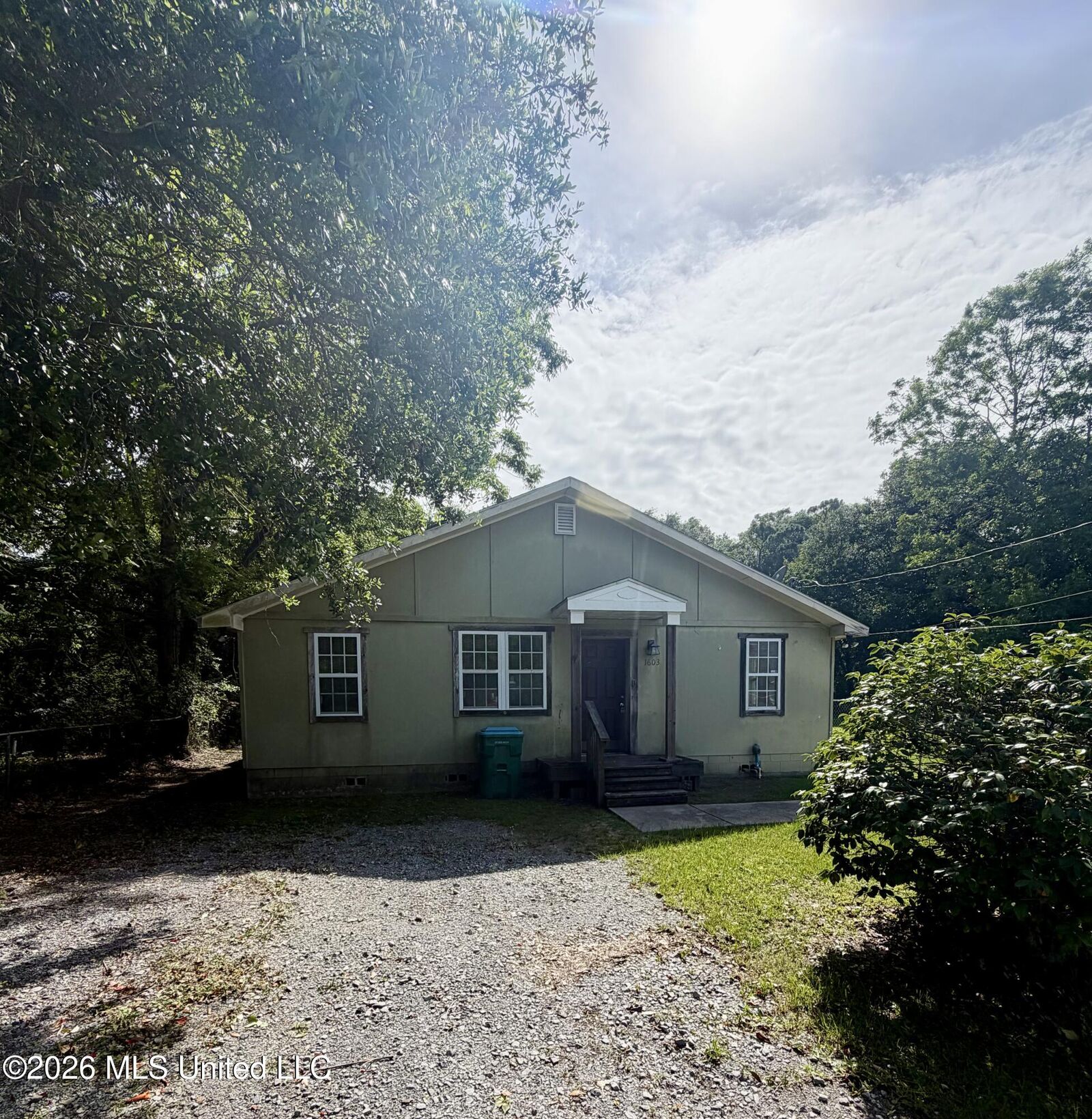 Property Photo:  1603 Dixie Avenue  MS 39501 