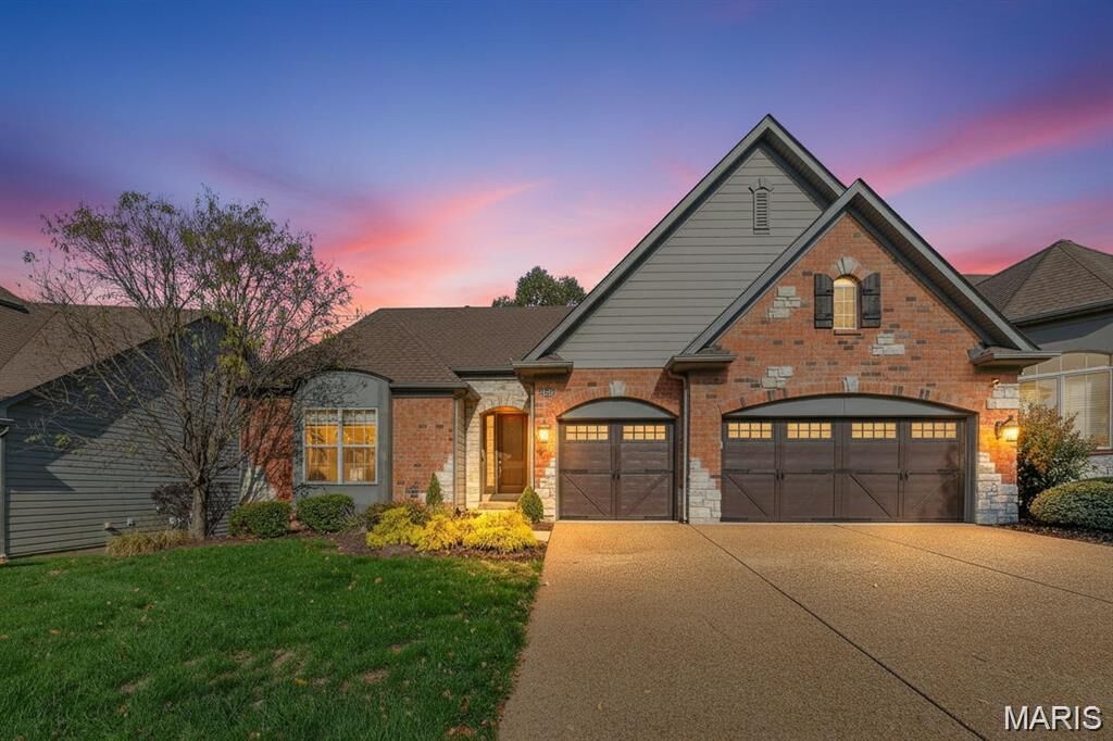 Property Photo: 14623 Kendall Ridge Drive MO 63017