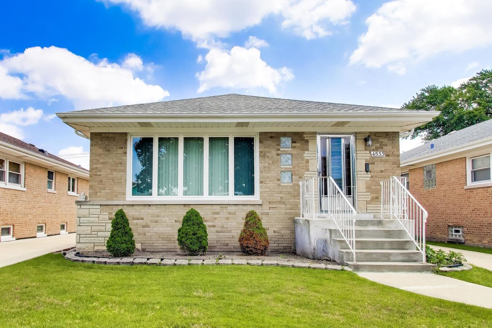Property Photo:  4533 N Ottawa Avenue  IL 60706 