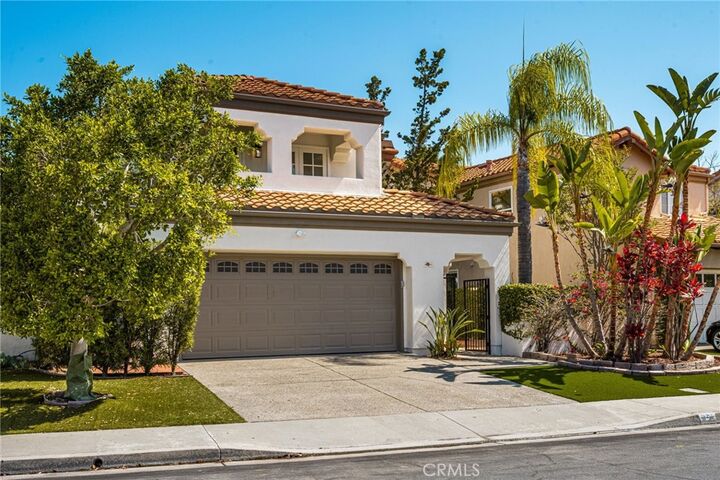 Property Photo:  15 Bonita Vista  CA 92610 
