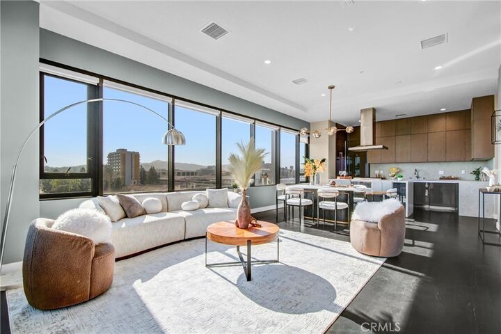 Property Photo:  388 Cordova Street 710  CA 91101 