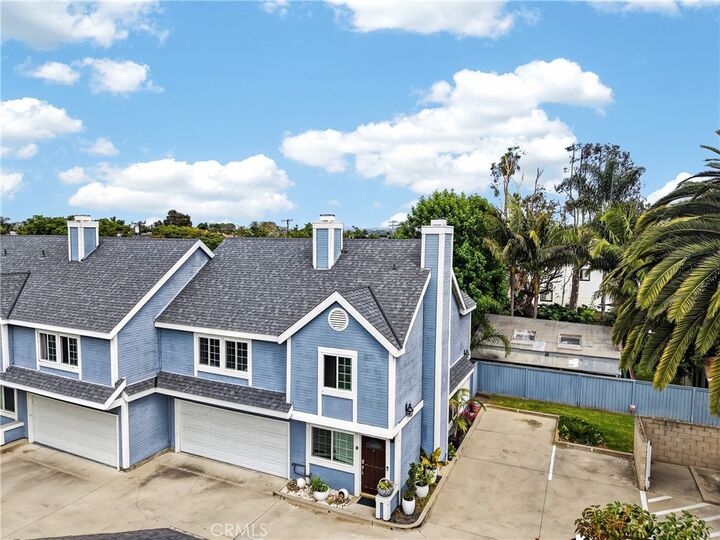 Property Photo: 133 Cecil Place D CA 92627