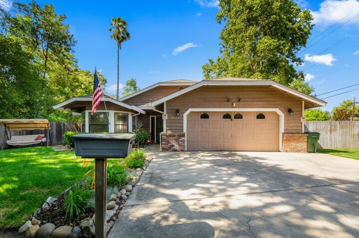 Property Photo: 5443 Bridge Creek Lane CA 95608