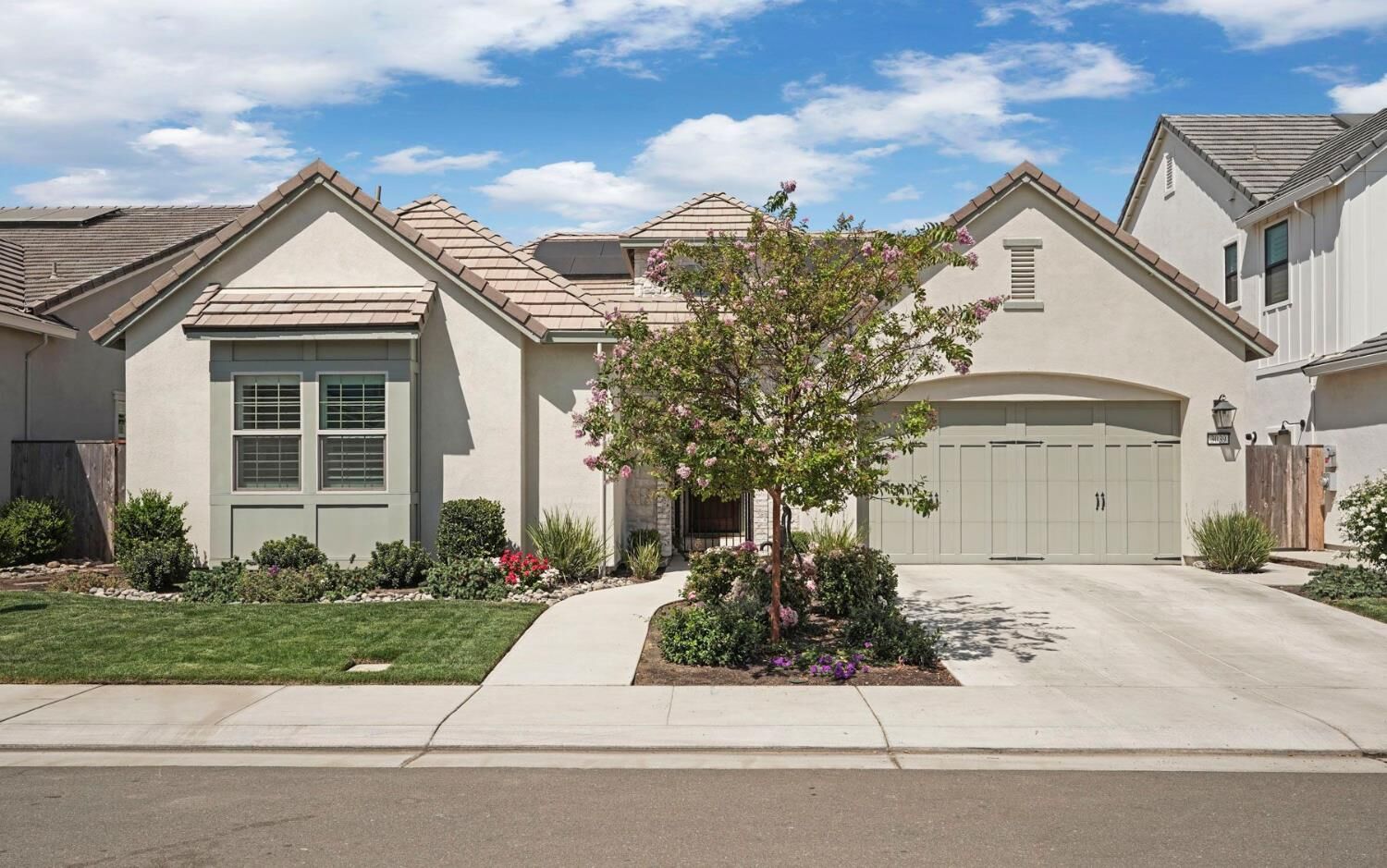 Property Photo: 3039 Concerto Street CA 95242