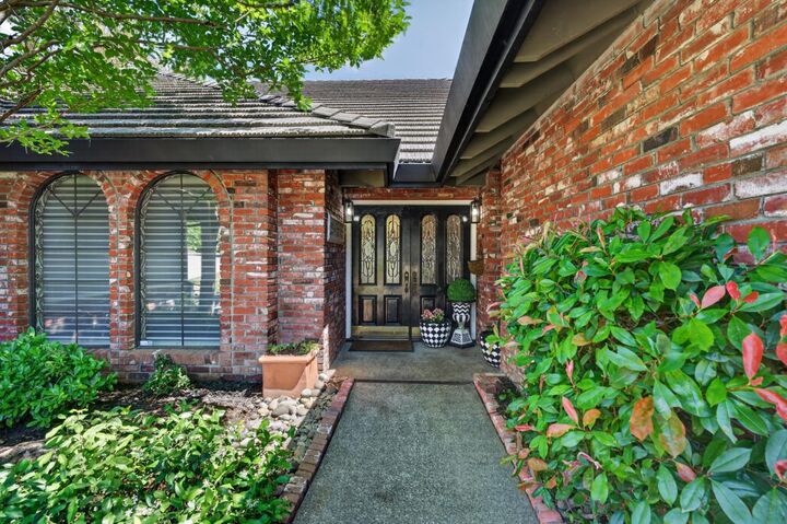 Property Photo: 2080 Portsmouth Drive CA 95762