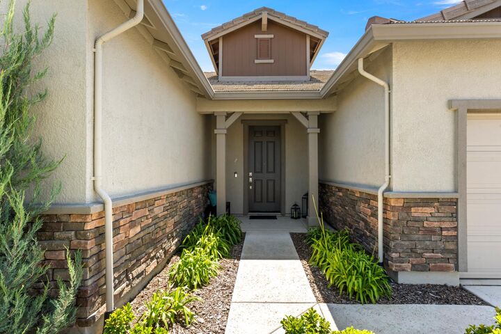 Property Photo:  1051 Carson River Drive  CA 95648 