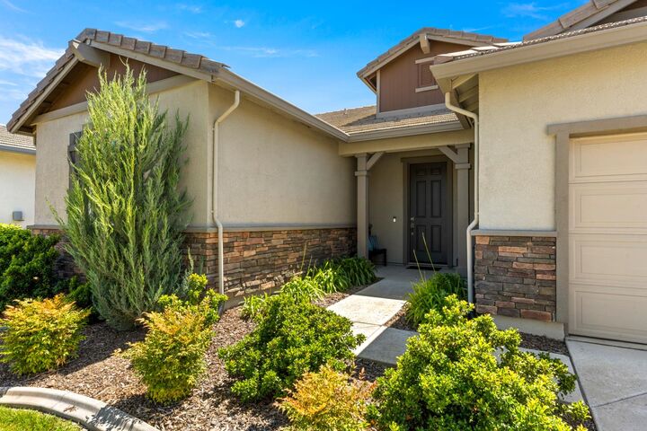 Property Photo: 1051 Carson River Drive CA 95648
