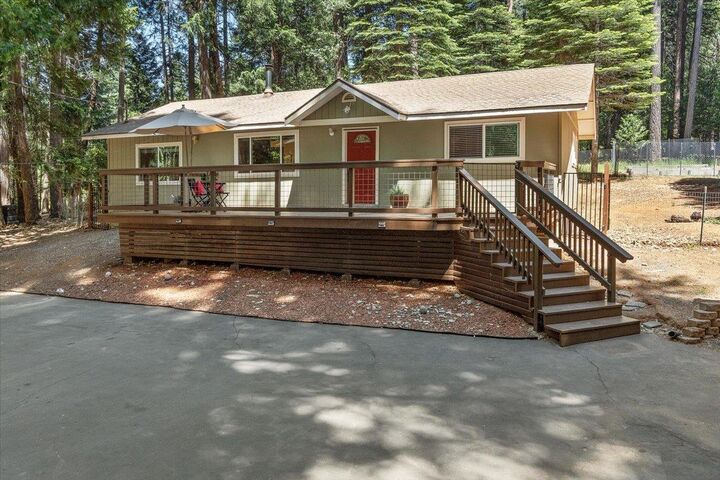 Property Photo: 2210 Pinewood Lane CA 95726