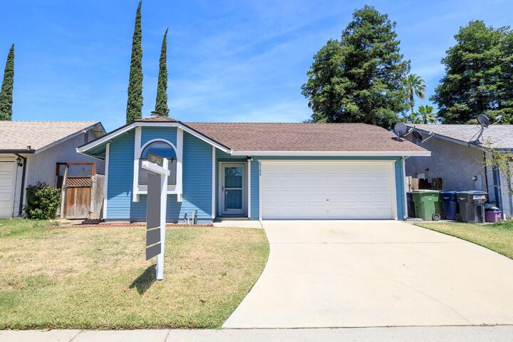 Property Photo:  2180 Oxford Avenue  CA 95382 