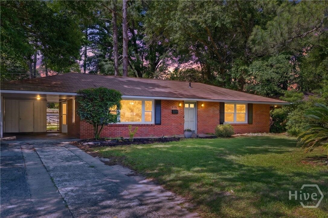 Property Photo:  2131 Walz Drive  GA 31404 