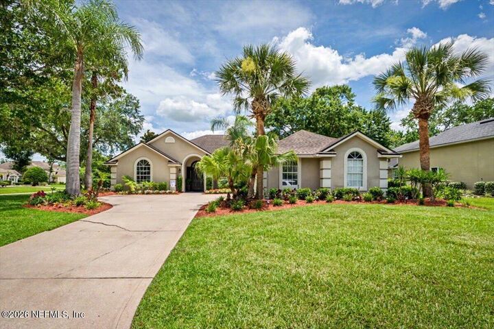 Property Photo:  700 Bearberry Court  FL 32259 
