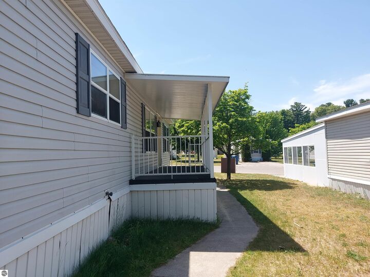 Property Photo:  2336 Leisure Lane  MI 49686 