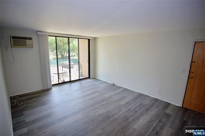 Property Photo:  460 Liberty Street 460 B Unit 207  NJ 07643 