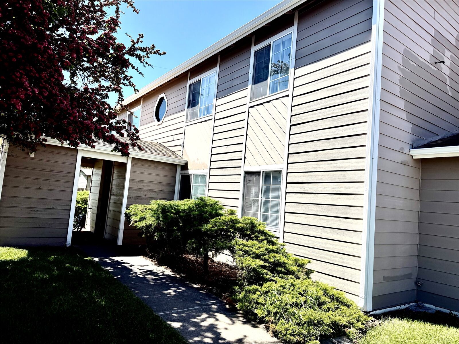 Property Photo:  1704 1st Avenue W  MT 59901 