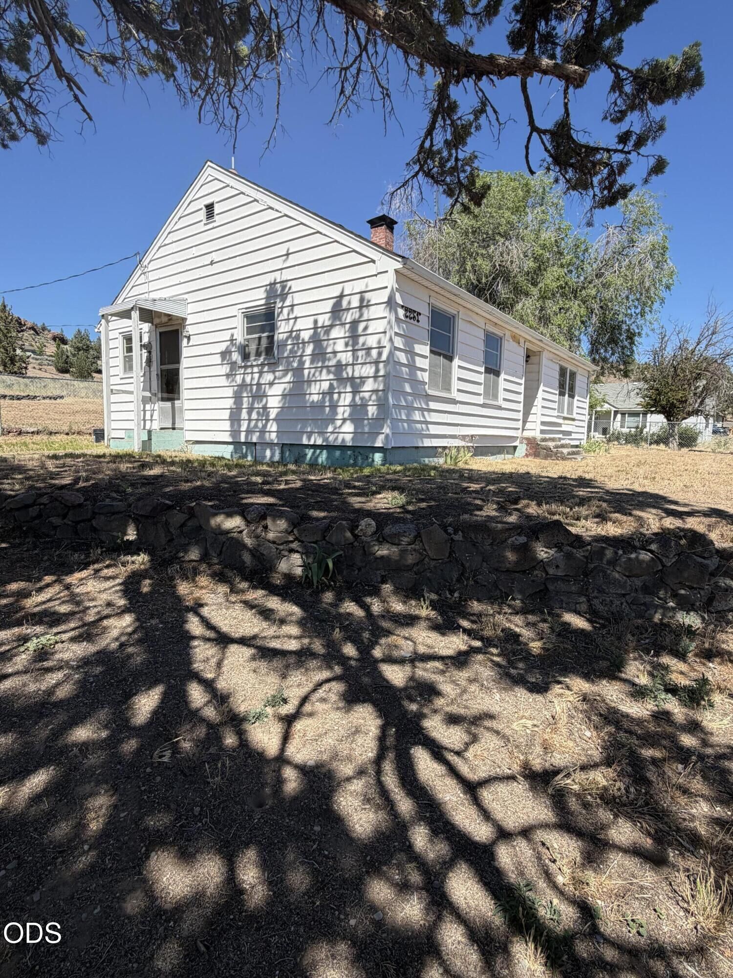 Property Photo: 2251 NE Laughlin Road OR 97754