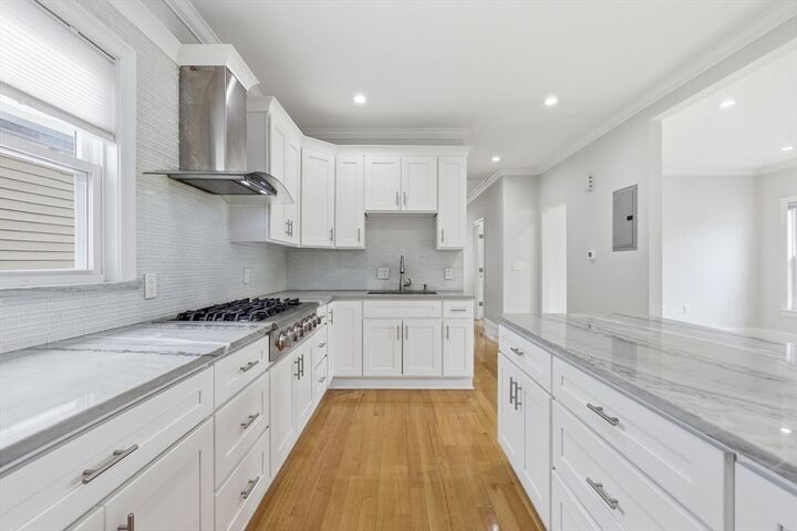 Property Photo:  27-29 Lyon Street 3  MA 02122 