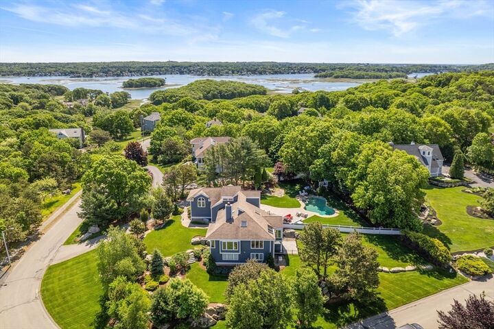 Property Photo:  8 Schooner Ridge  MA 01930 