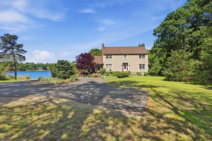 Property Photo:  11 Jeffrey Lane  MA 02702 