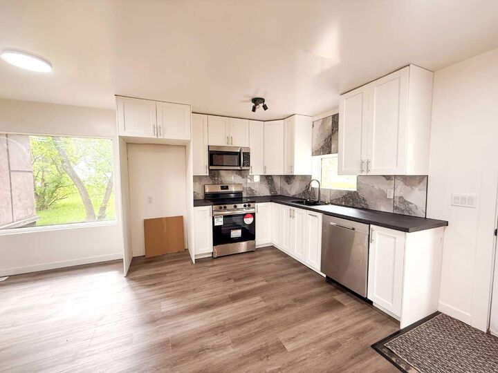 Property Photo:  4932 48 Street  AB T0B 1V0 