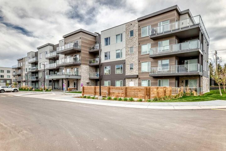 200 Shawnee Square SW 403 — photo 1