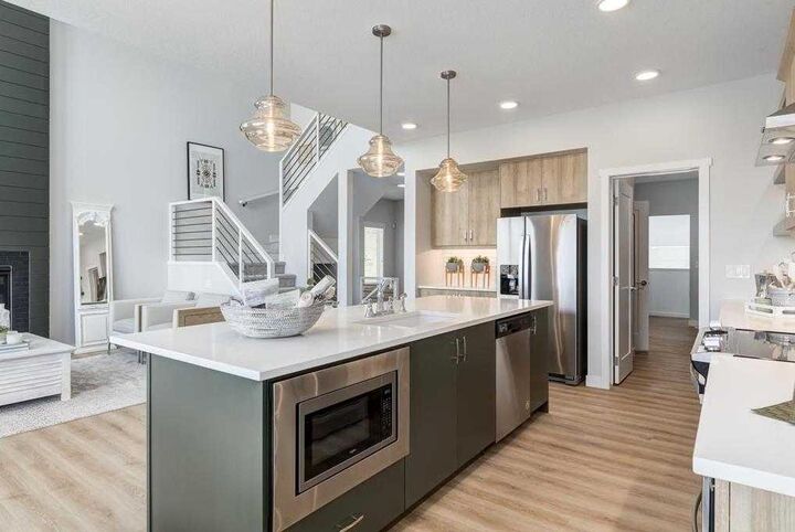 Property Photo:  26 Rodelle Common NW  AB T3L 0N2 