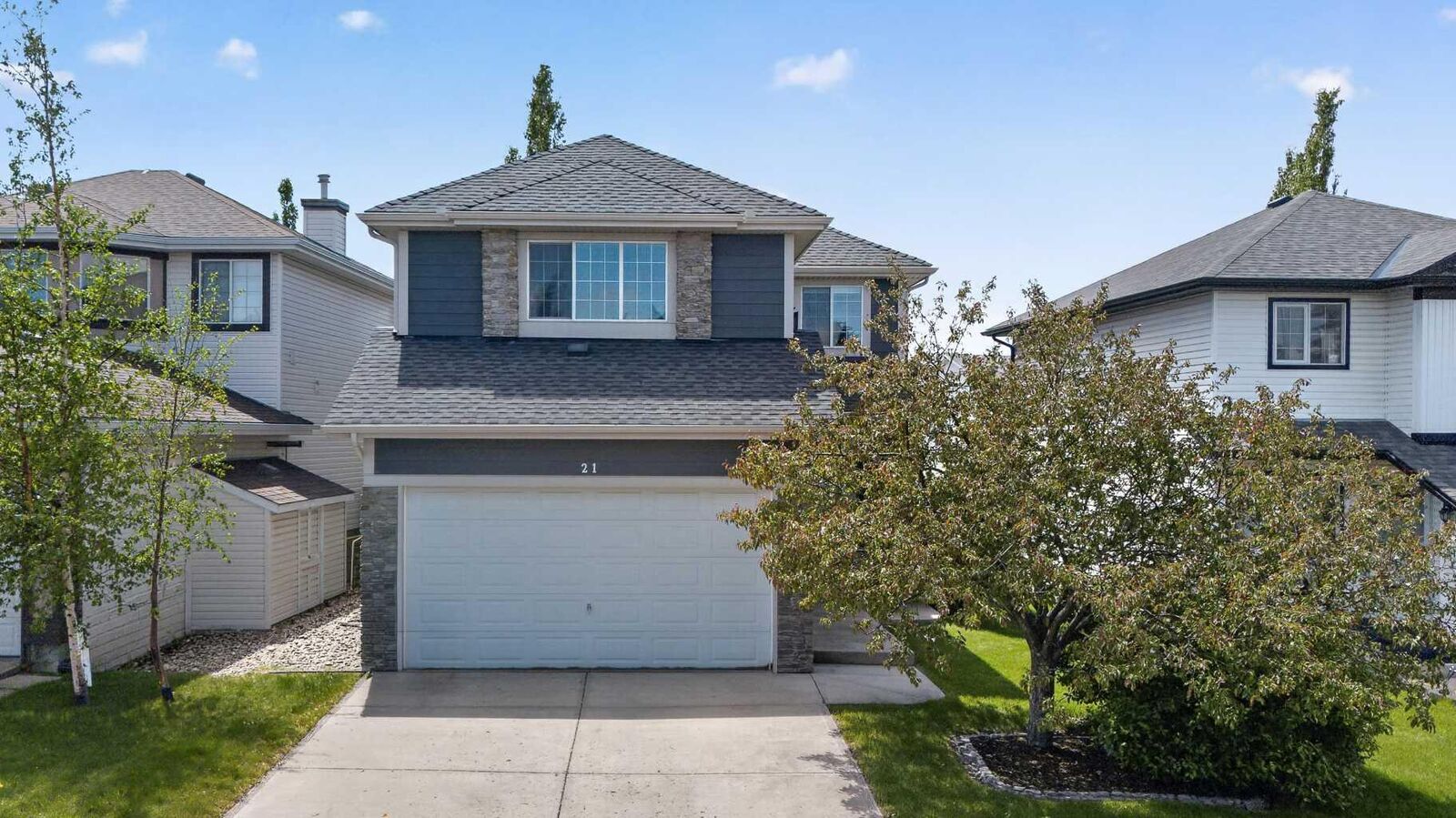 Property Photo:  21 Citadel Crest Link NW  AB T3G 4W2 