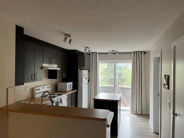 2445 Kingsland Road SE 303 — photo 1