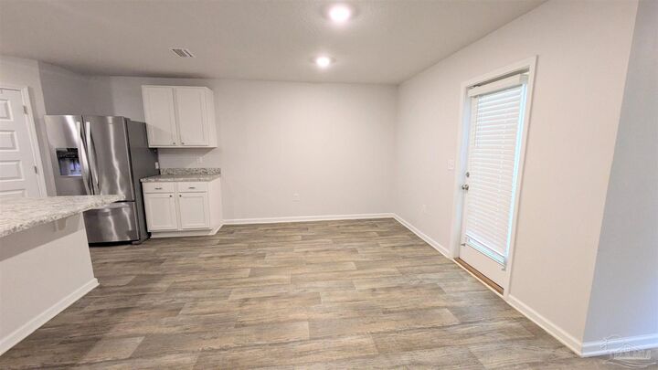 Property Photo:  10557 Queens Gate Cir  FL 32506 