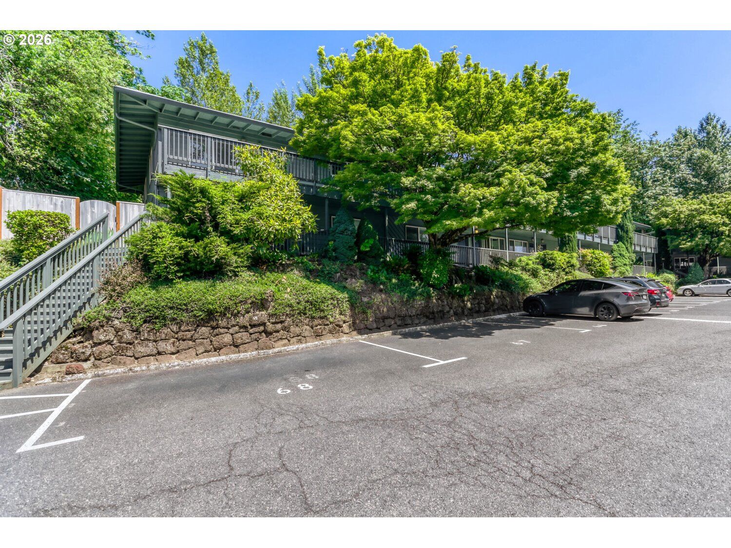 Property Photo: 1045 SW Bertha Blvd #7 OR 97219