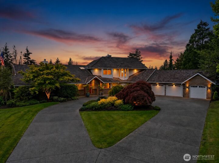 Property Photo: 8908 135th Drive SE WA 98290