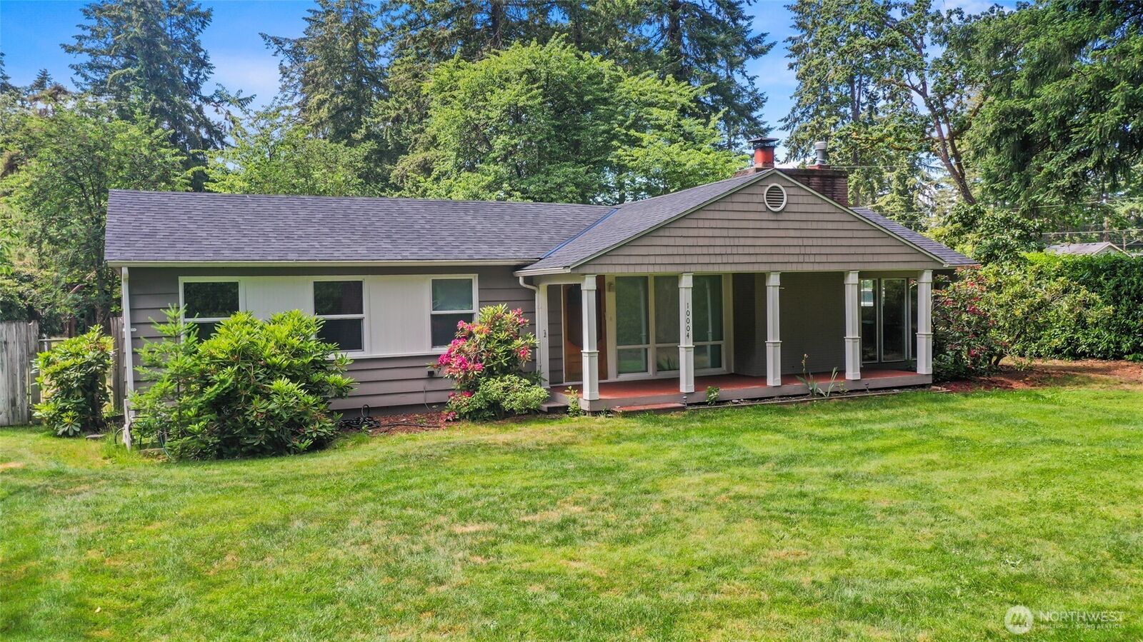 Property Photo:  10004  Lake Steilacoom Drive SW  WA 98498 